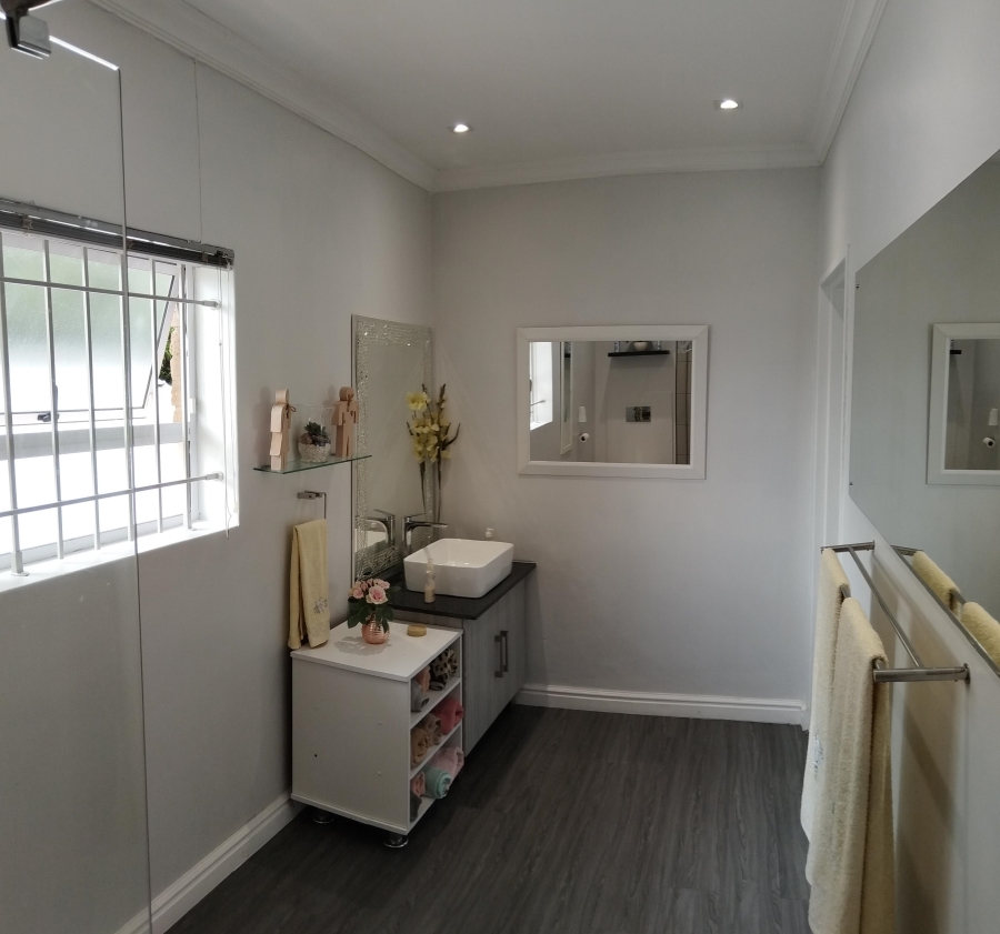 4 Bedroom Property for Sale in Azalea Park Eastern Cape